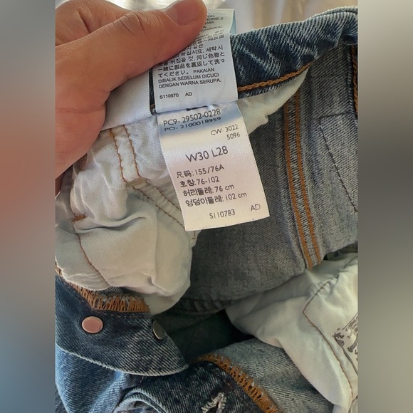 Levi's Blue Denim Jeans - Picture 5 of 5